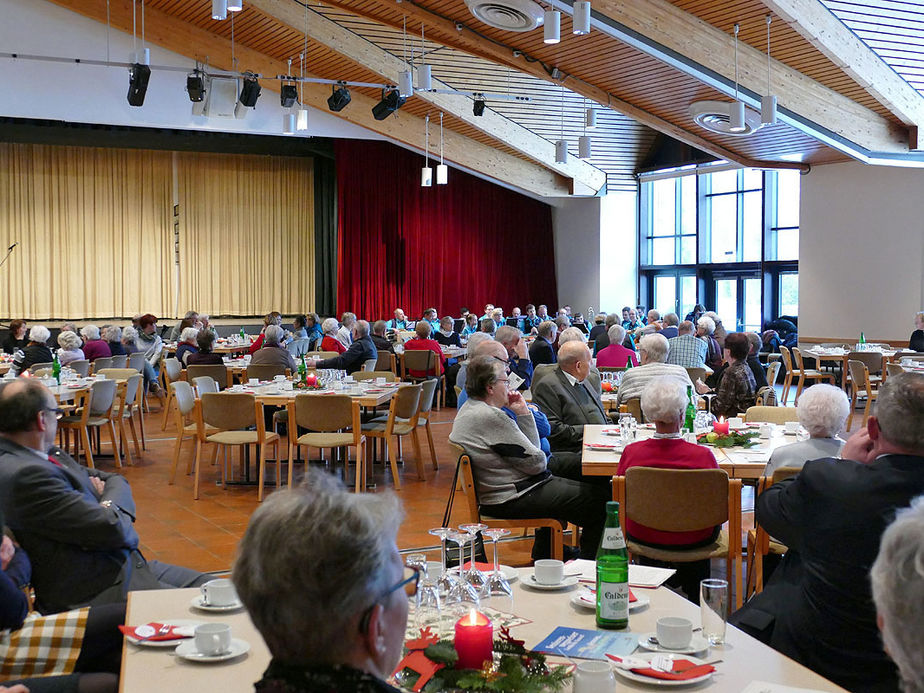 Seniorenadventsfeier im Haus des Gastes (Foto: Karl-Franz Thiede)